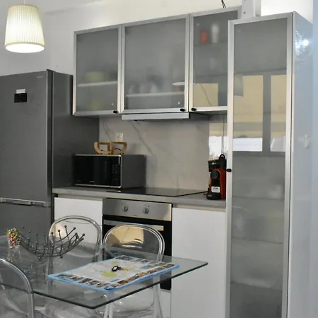 Acropolis Hip Loft Apartment Athens